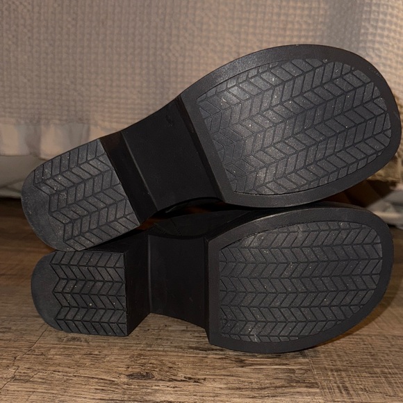 Naked Feet Black Platform Mules - Picture 2 of 2